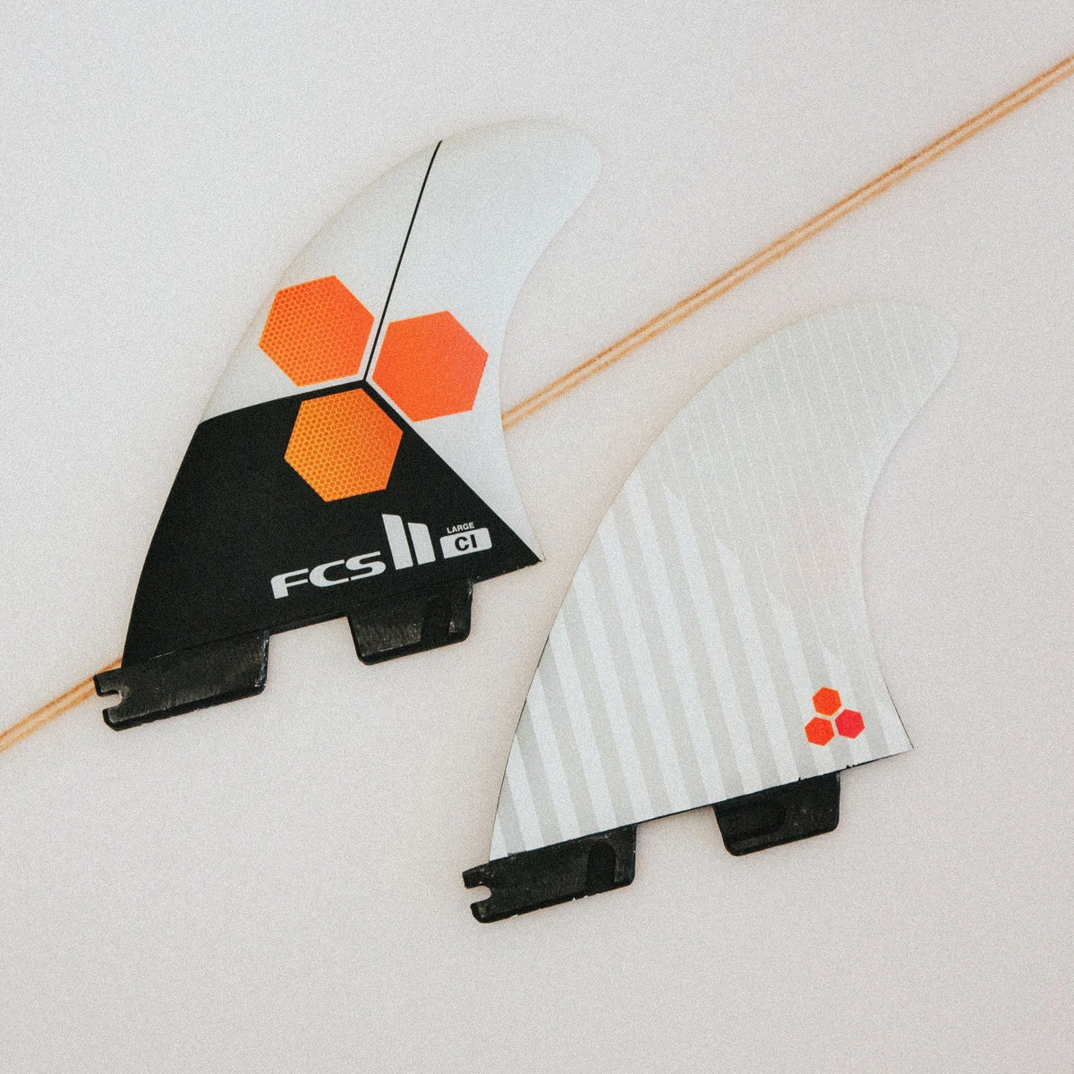 FCS II CI Upright PC Tri Fin Set-White-Medium 4 FCS II CI Upright PC Tri Fin Set-White-Medium - Image 2